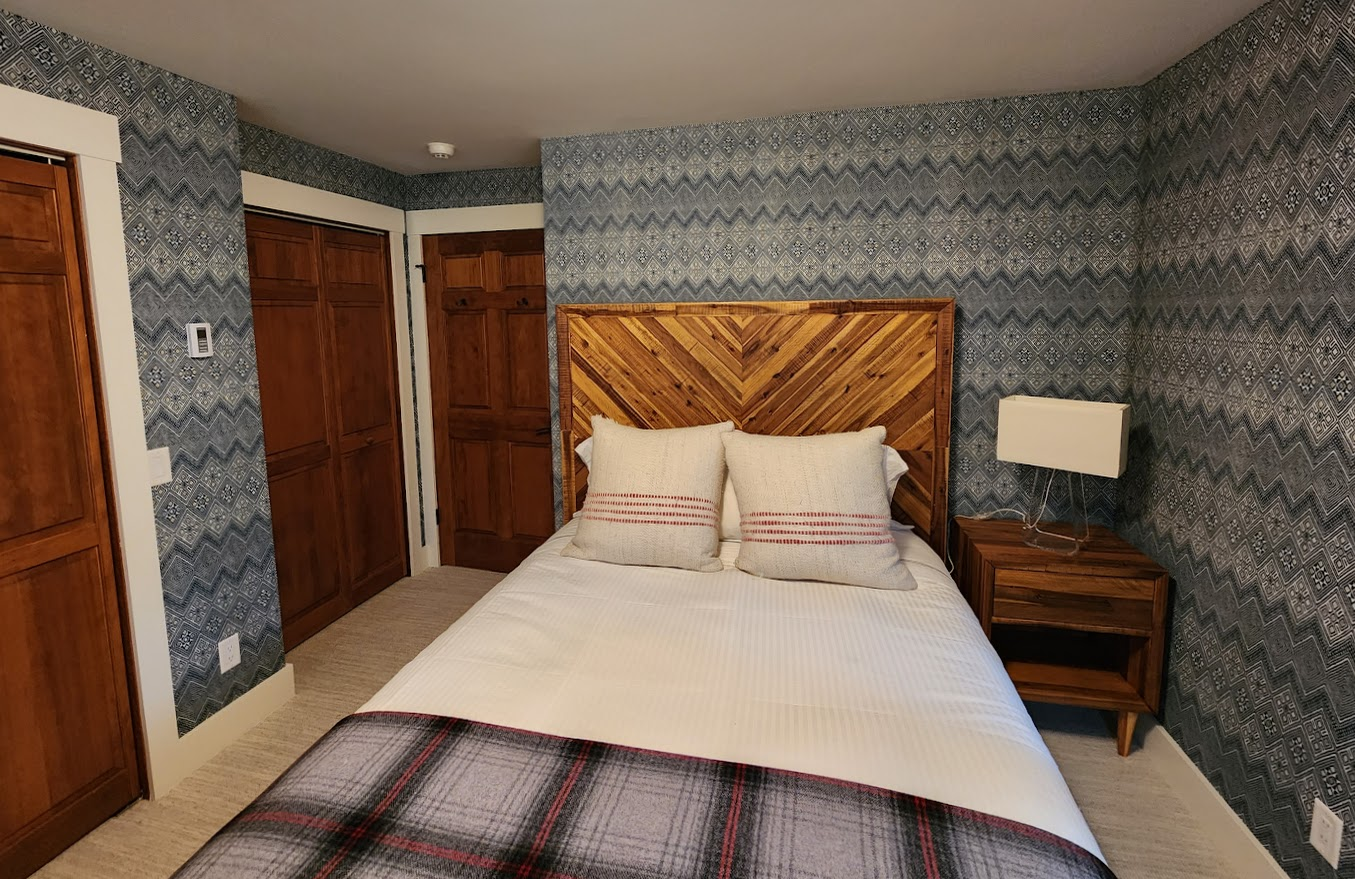 Blue chevron bedroom wallpaper, Jackson WY